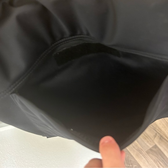 Kate Spade Black Nylon Messenger/Laptop Bag - Picture 8 of 16